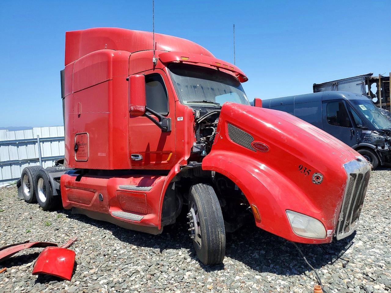 2019 PETERBILT 579