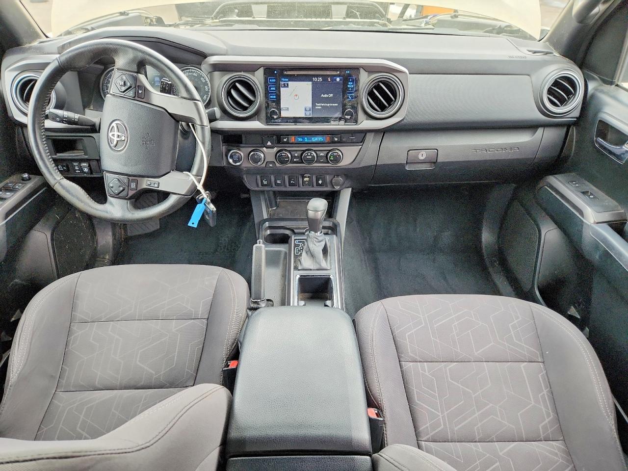 TOYOTA TACOMA 2017 — 9