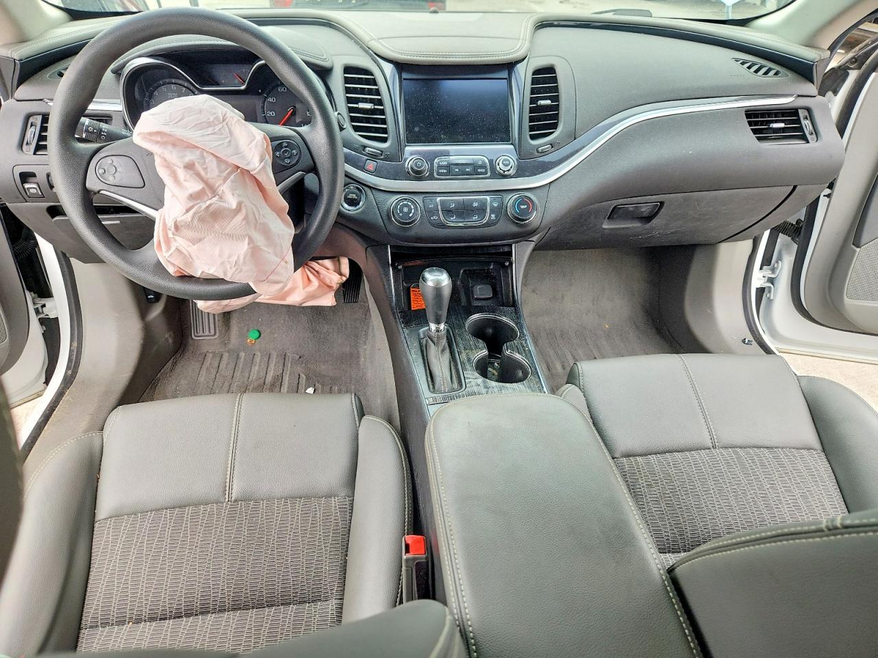 CHEVROLET IMPALA 2019 — 9