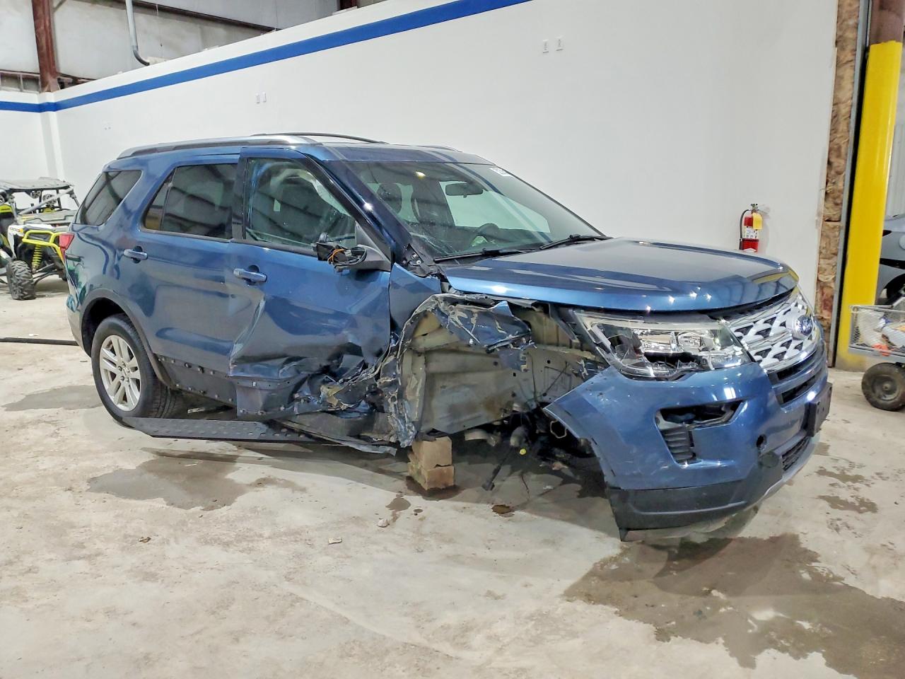 FORD EXPLORER 2018 — 5