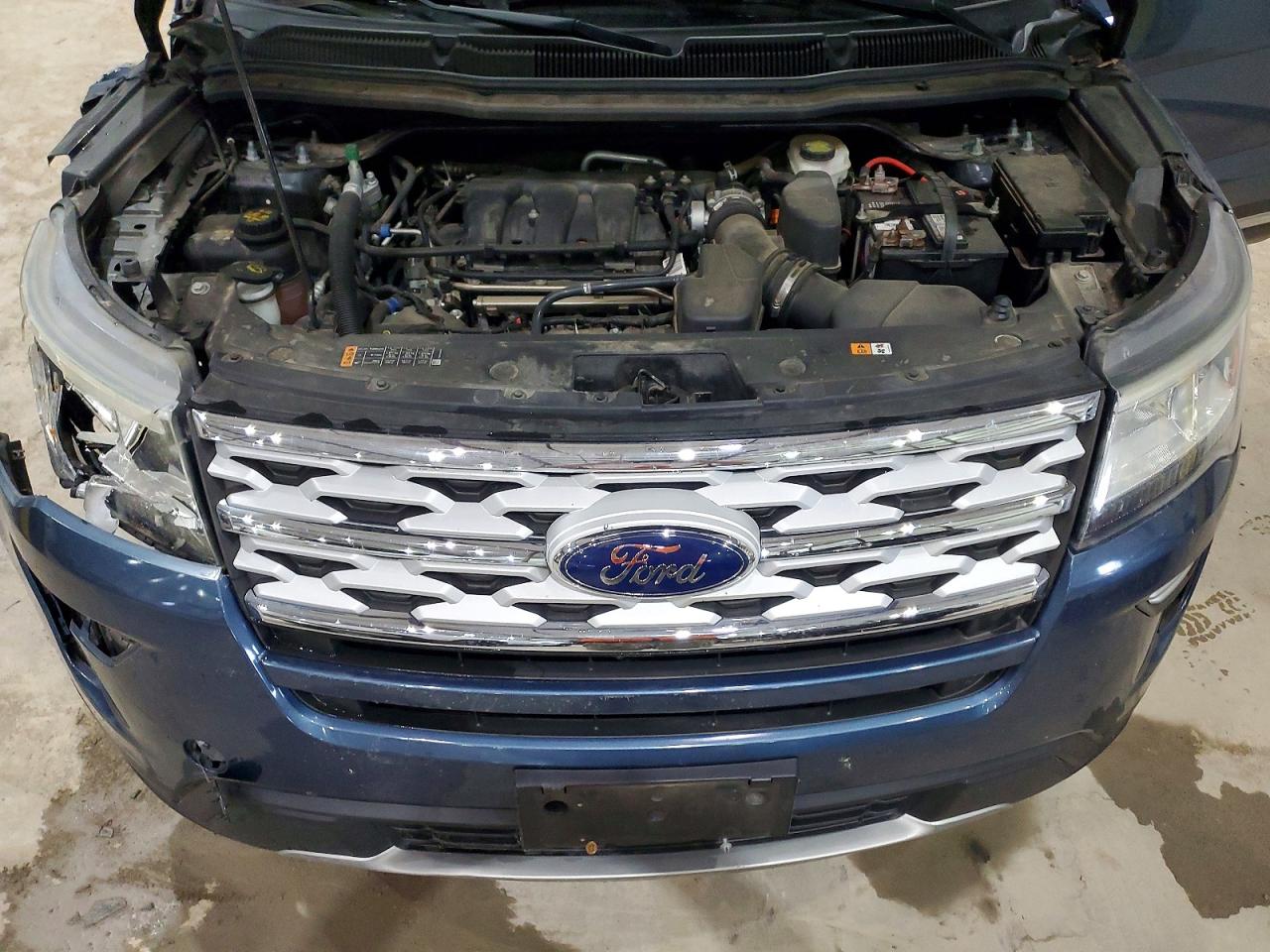 FORD EXPLORER 2018 — 13