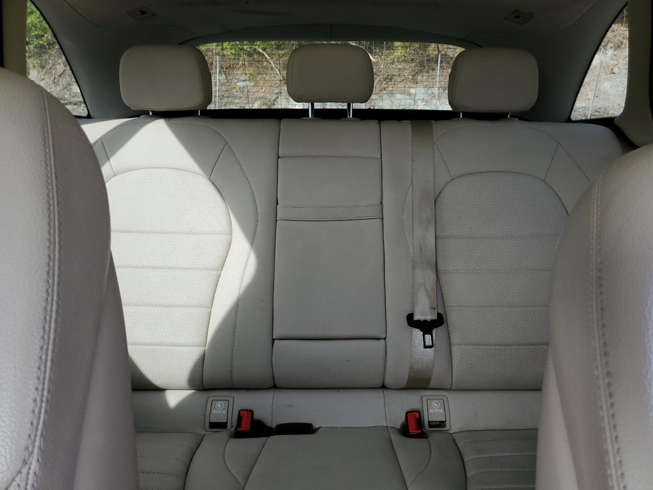 MERCEDES-BENZ GLC 2017 — 11