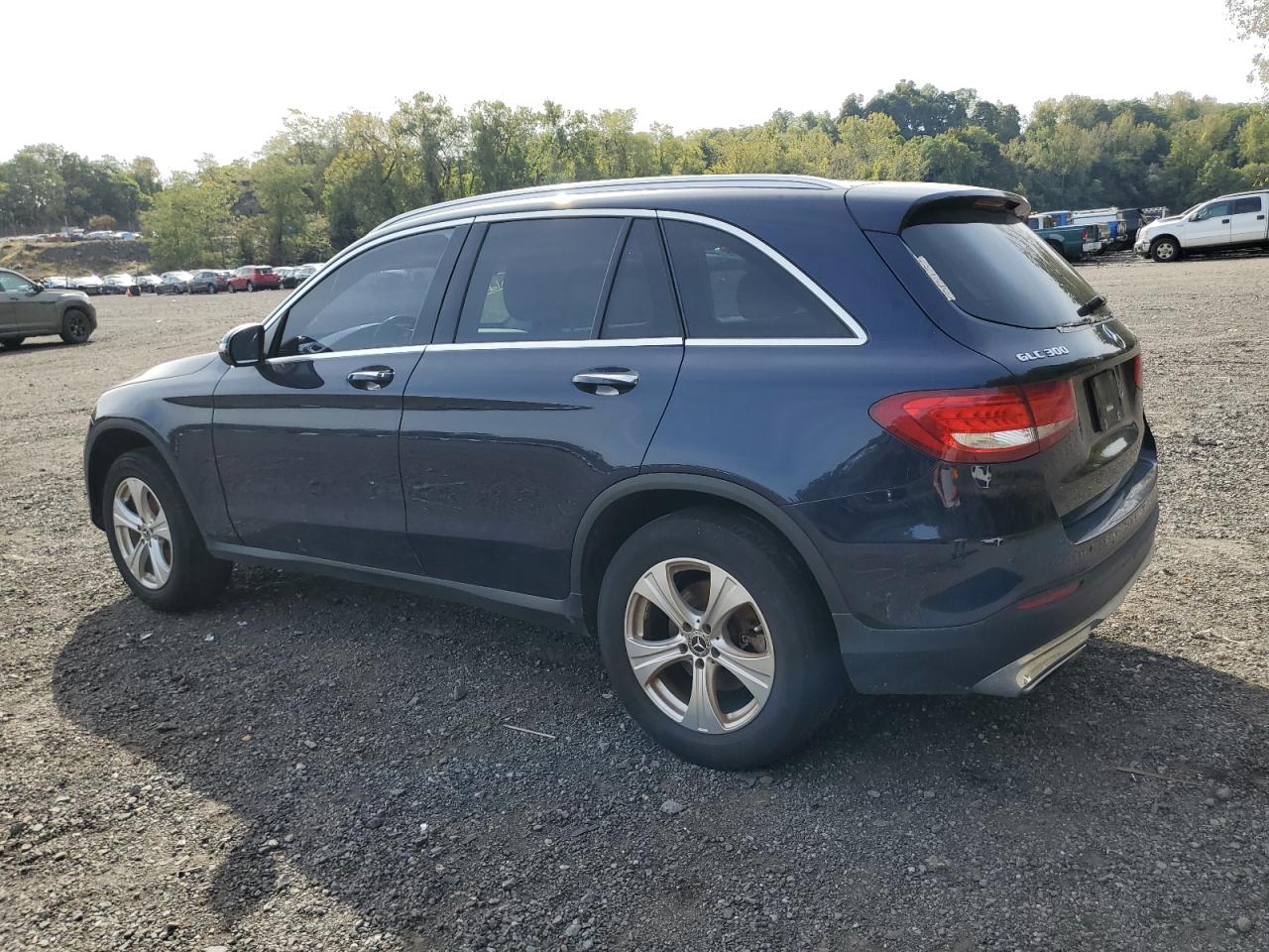 MERCEDES-BENZ GLC 2017 — 3