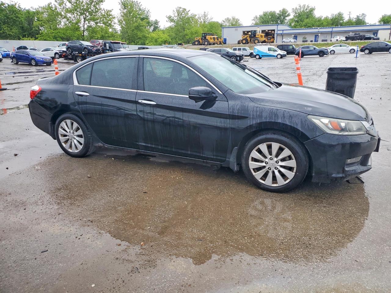 HOND ACCORD 2014 — 5