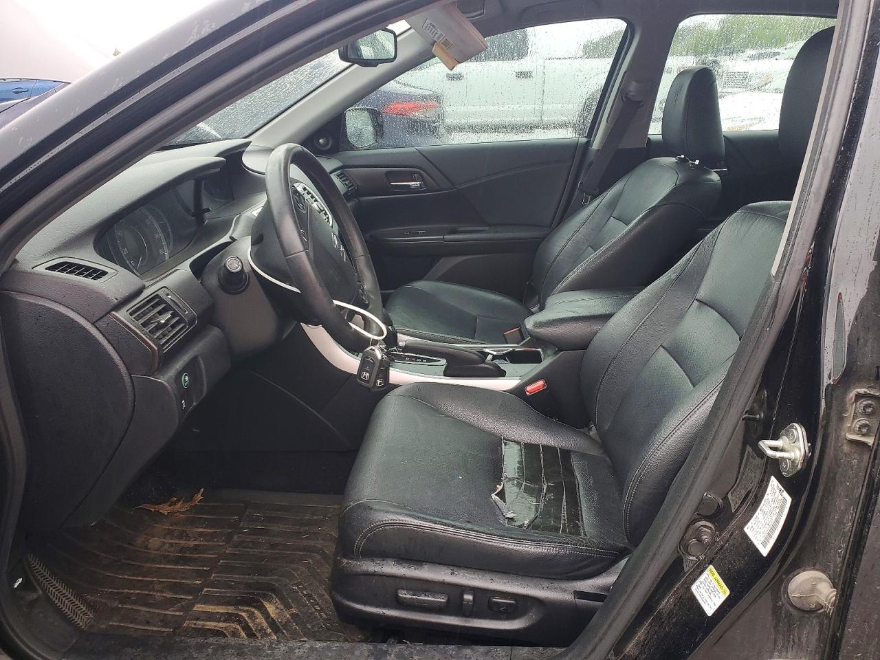 HOND ACCORD 2014 — 8