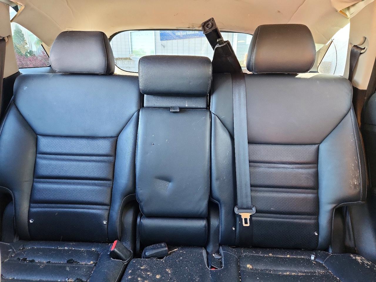 KIA SORENTO 2016 — 11