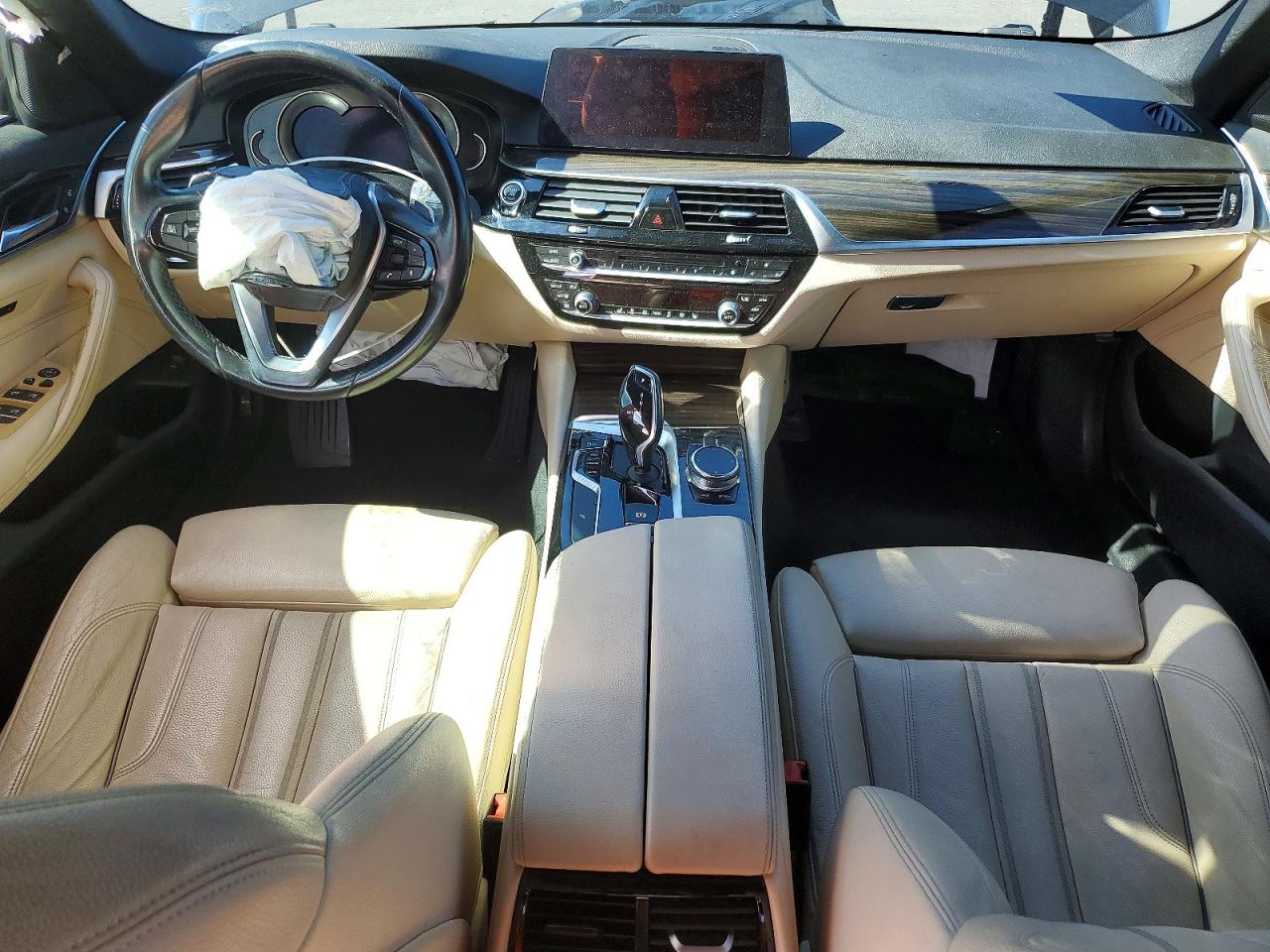 BMW 530 2018 — 9