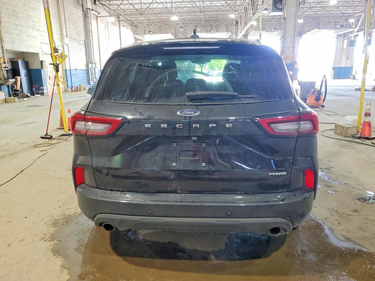 FORD ESCAPE 2023 — 7