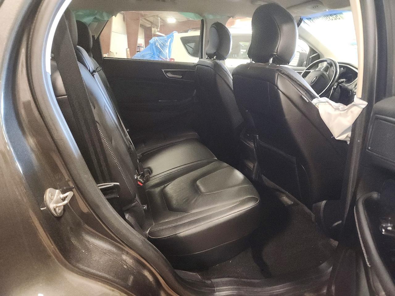 FORD EDGE 2017 — 12