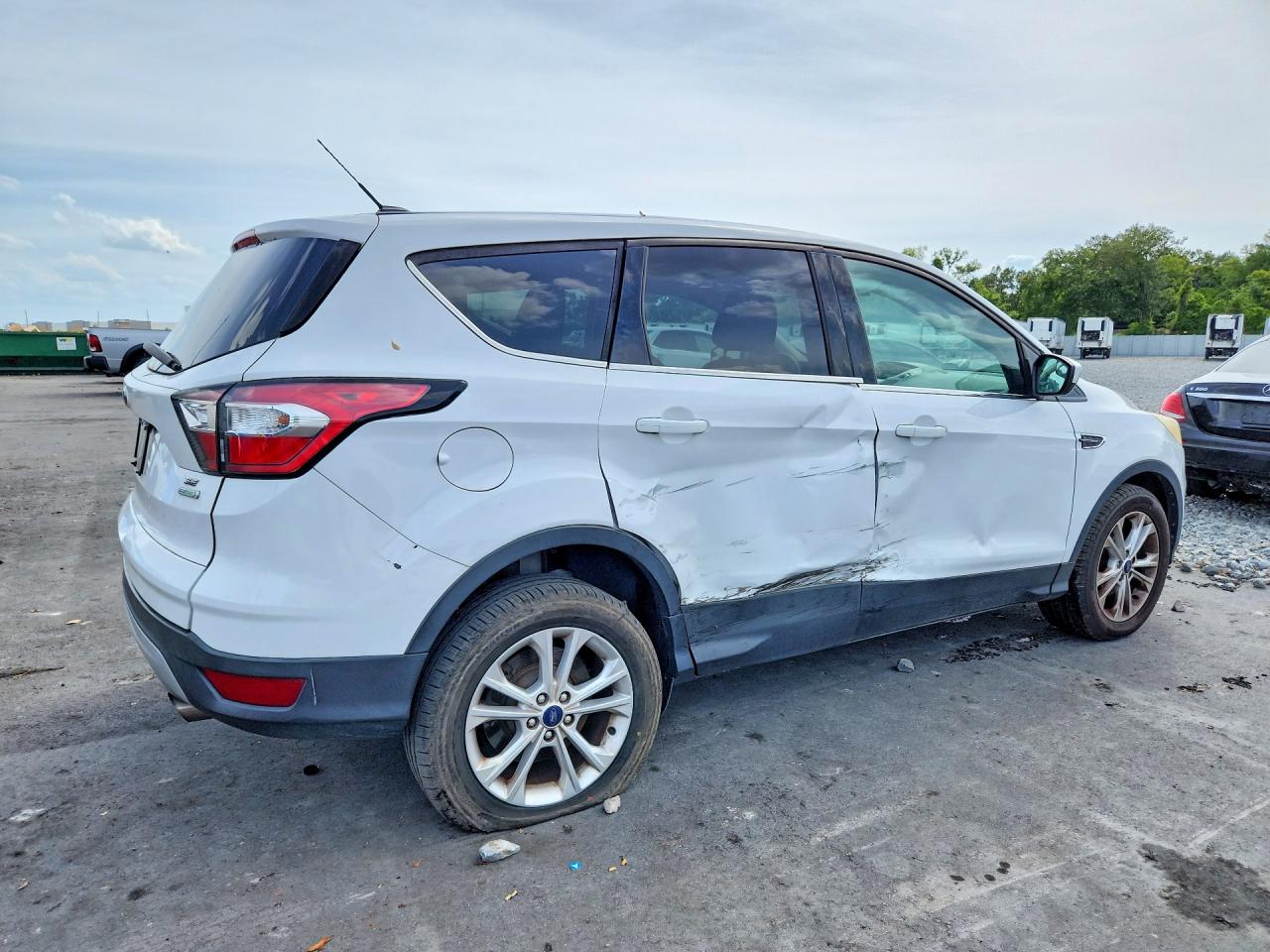 FORD ESCAPE 2017 — 4