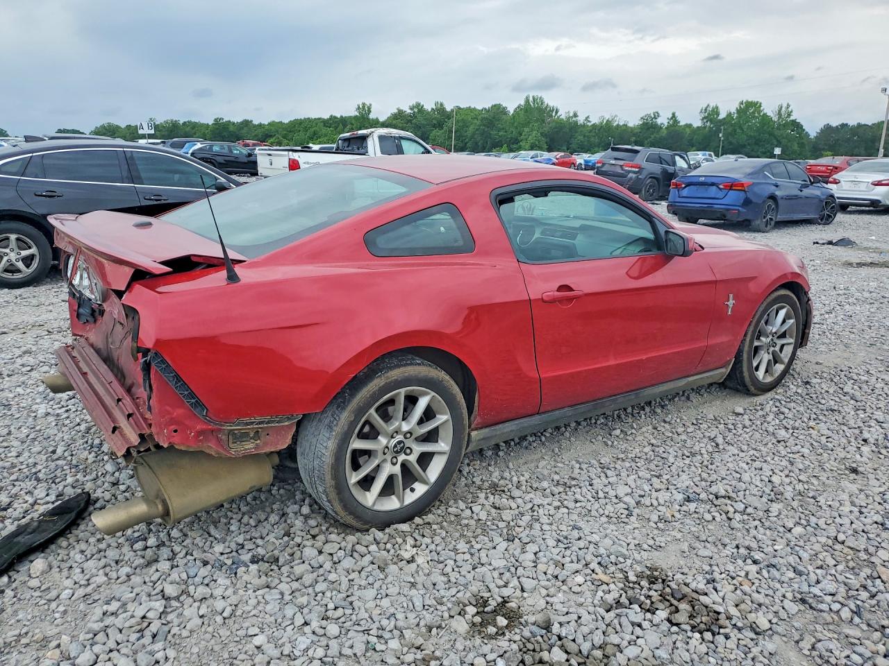 FORD MUSTANG 2011 — 4
