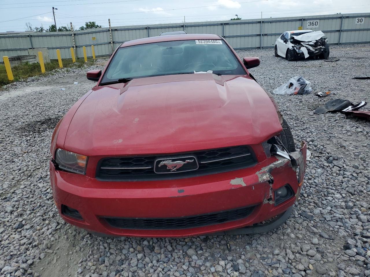 FORD MUSTANG 2011 — 6