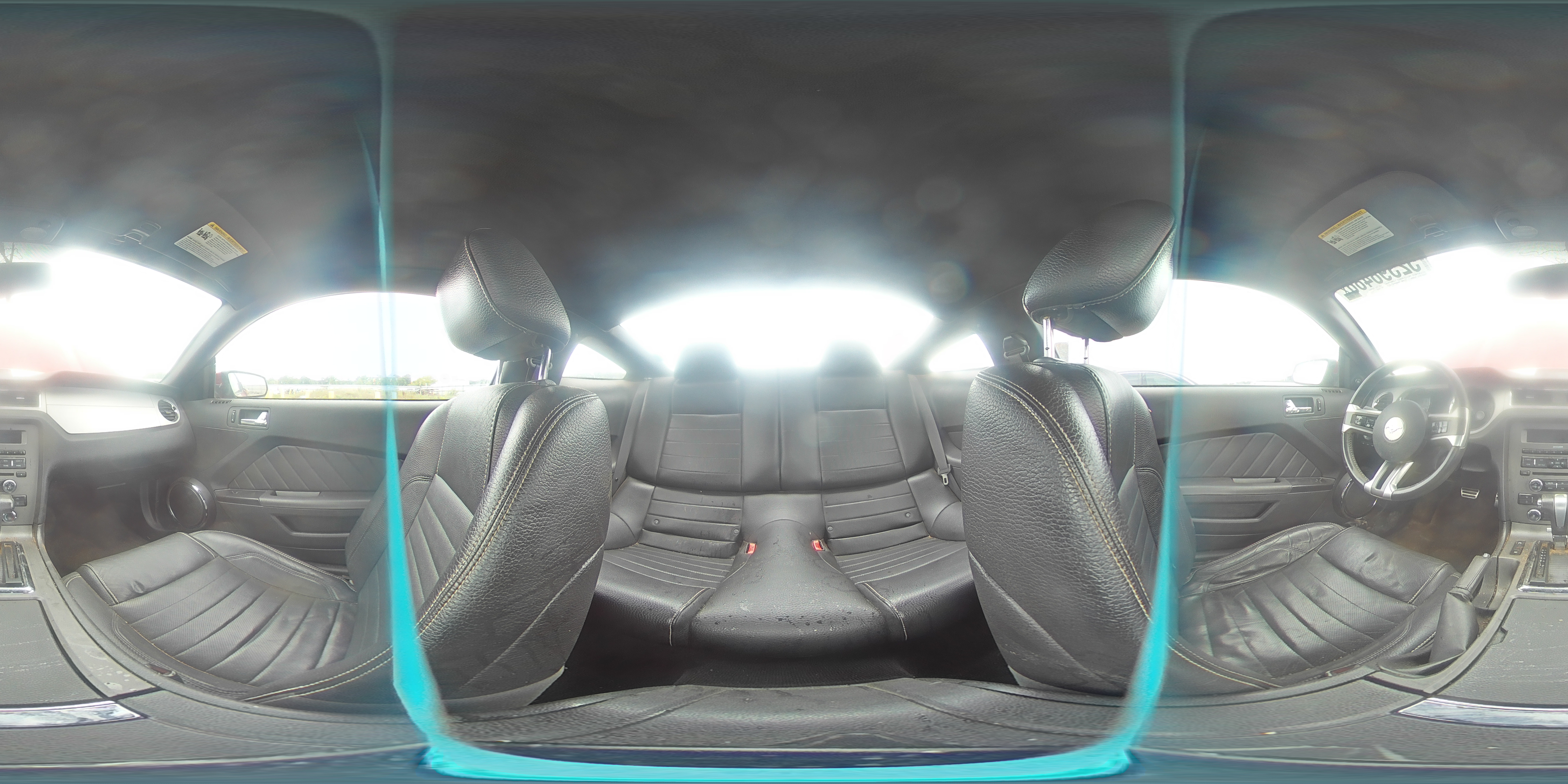 FORD MUSTANG 2011 — 15