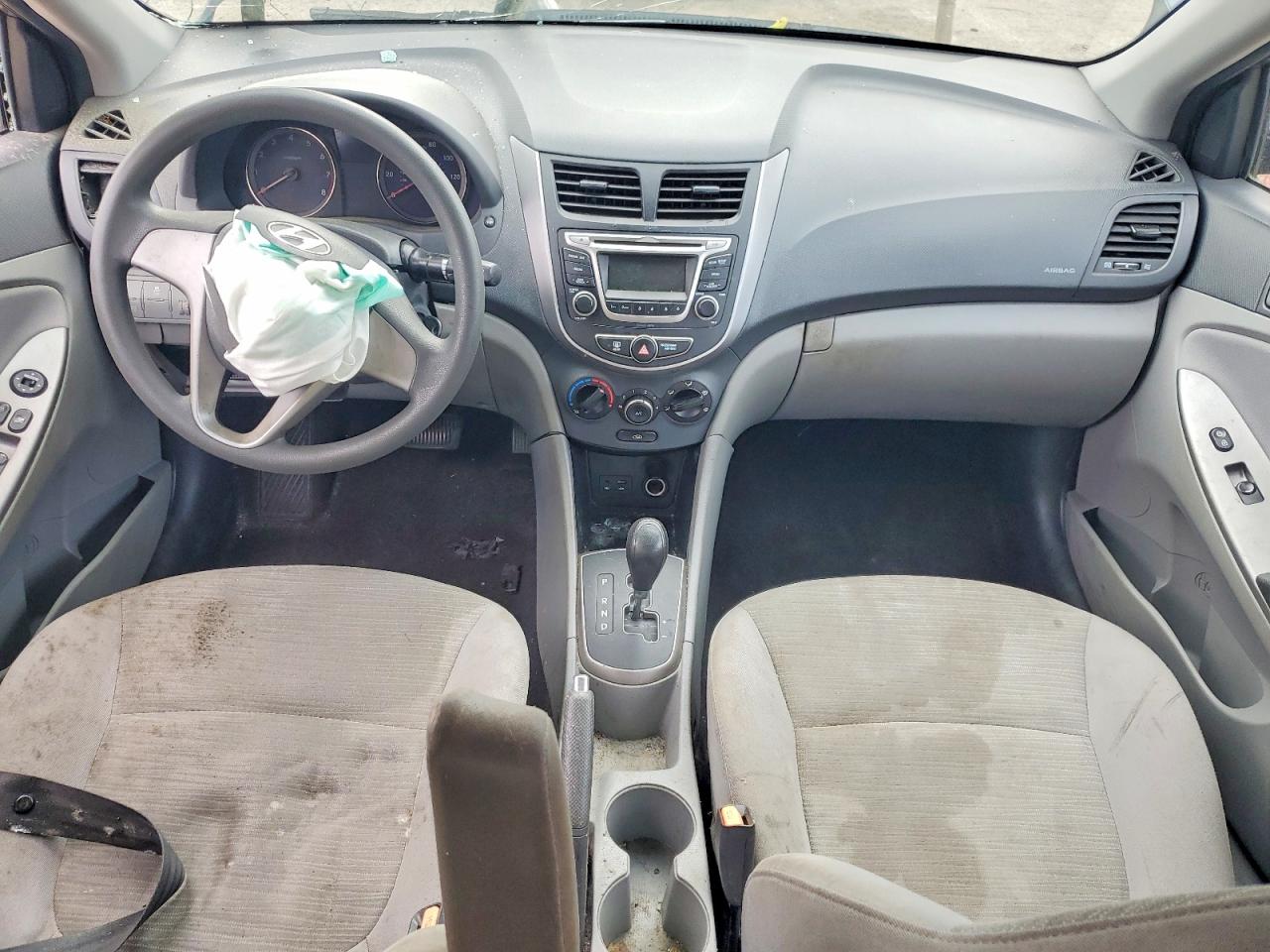 HYUNDAI ACCENT 2017 — 9