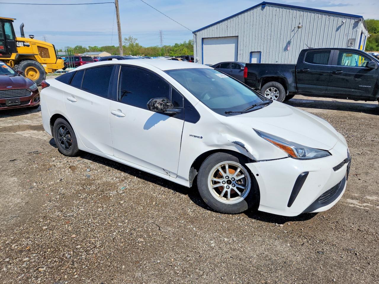 TOYOTA PRIUS 2019 — 5