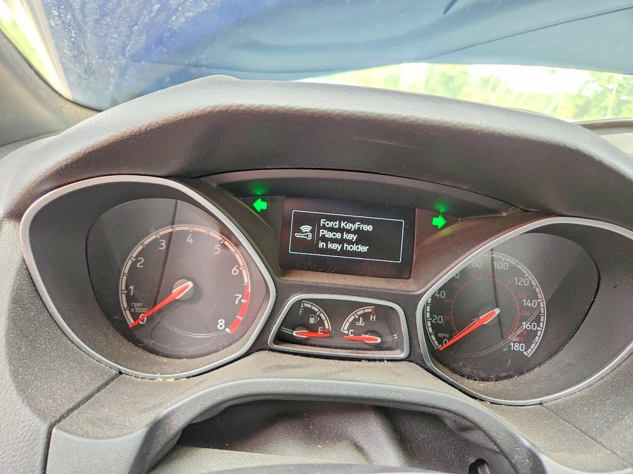 FORD FOCUS 2015 — 10