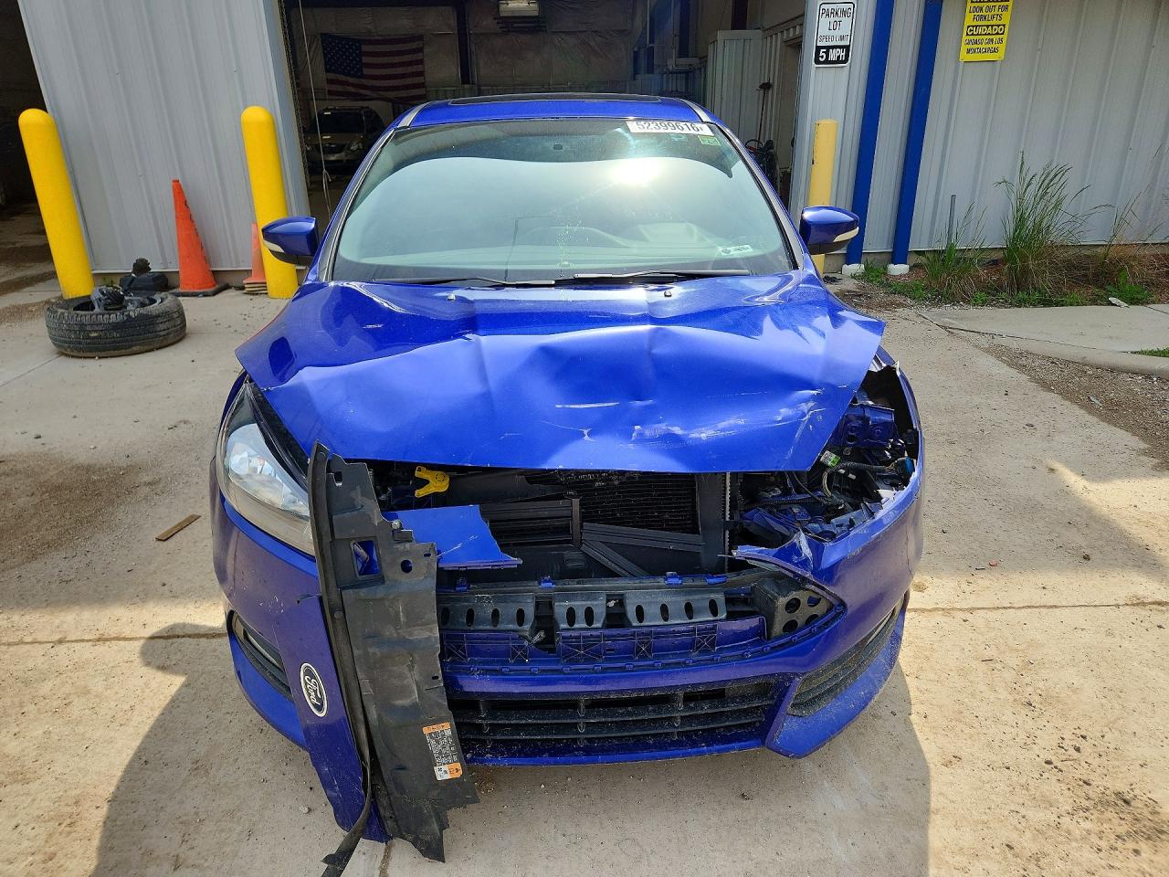FORD FOCUS 2015 — 6