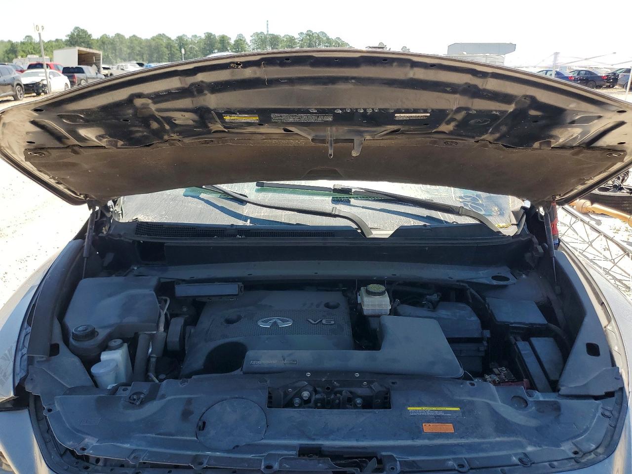 INFINITI QX60 2015 — 12