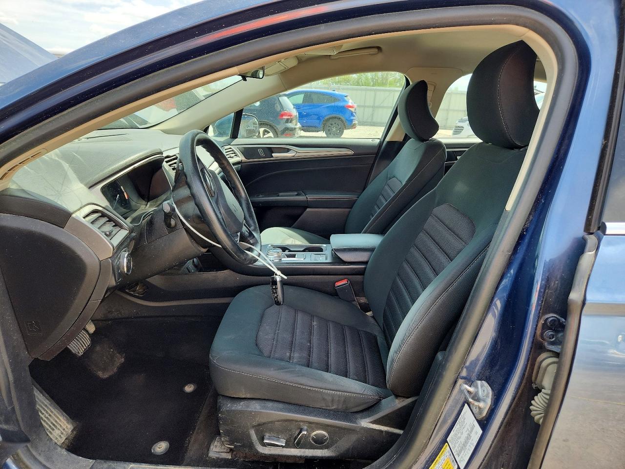 FORD FUSION 2018 — 8