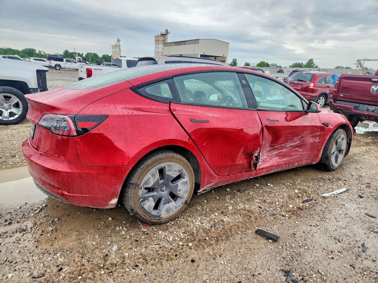 TESLA MODEL 3 2023 — 4