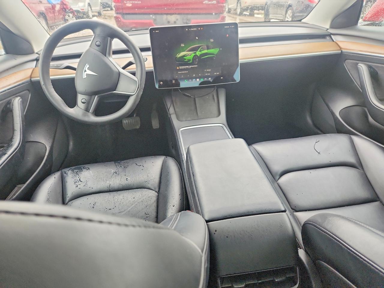 TESLA MODEL 3 2023 — 9