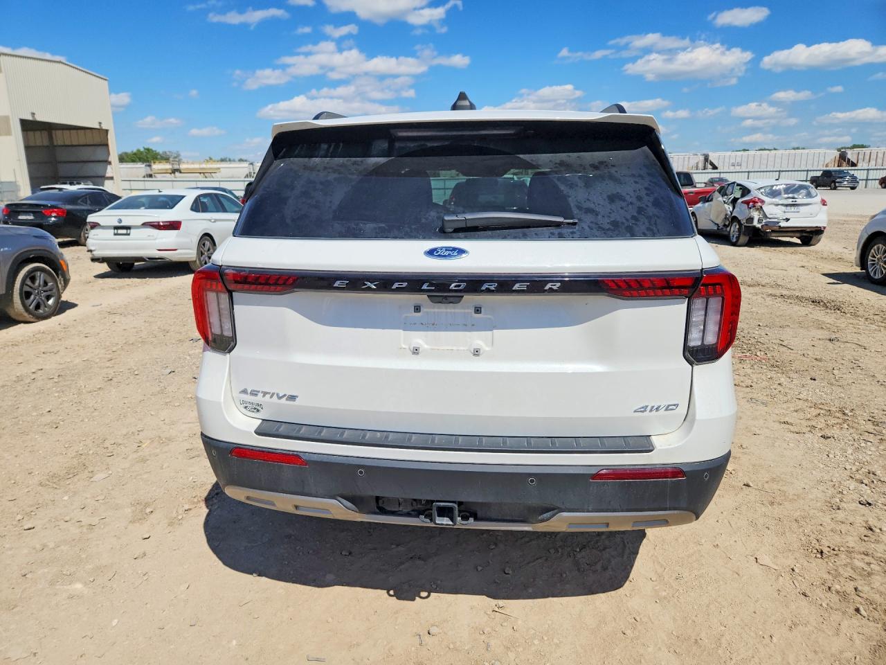 FORD EXPLORER 2025 — 7