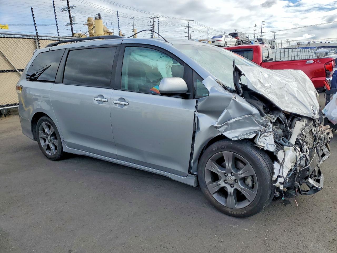 TOYOTA SIENNA 2015 — 5