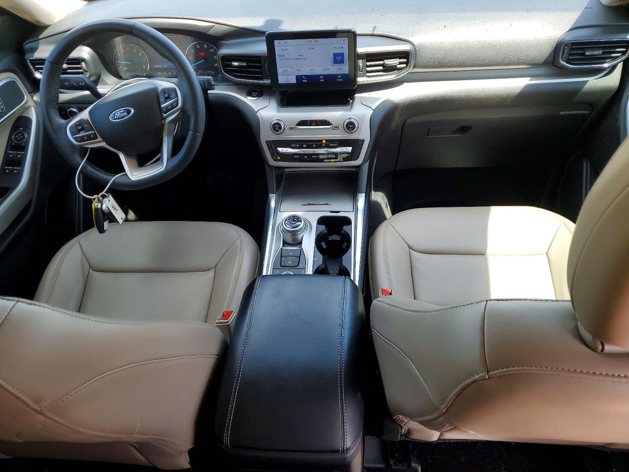 FORD EXPLORER 2023 — 9