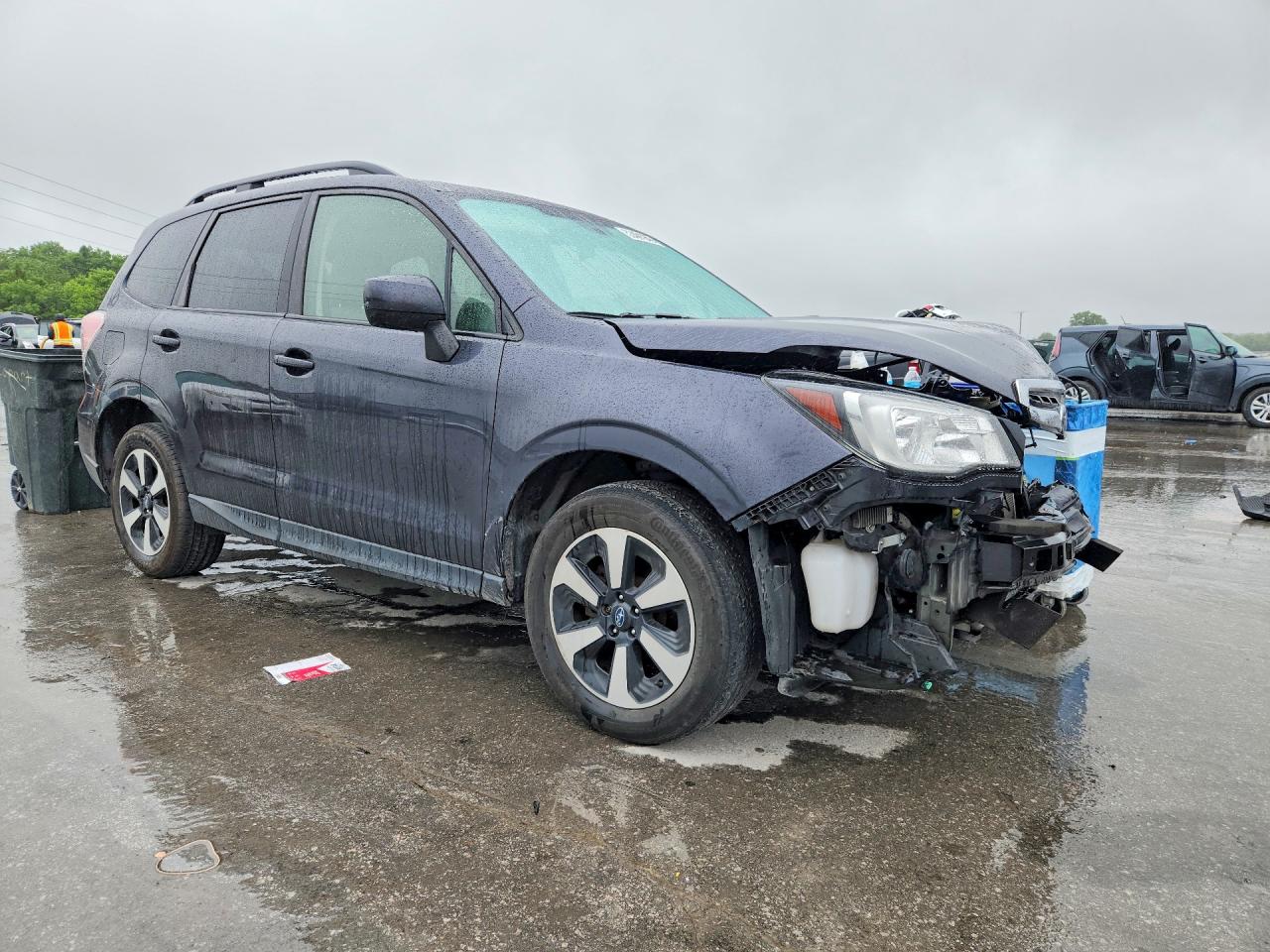 SUBARU FORESTER 2018 — 5