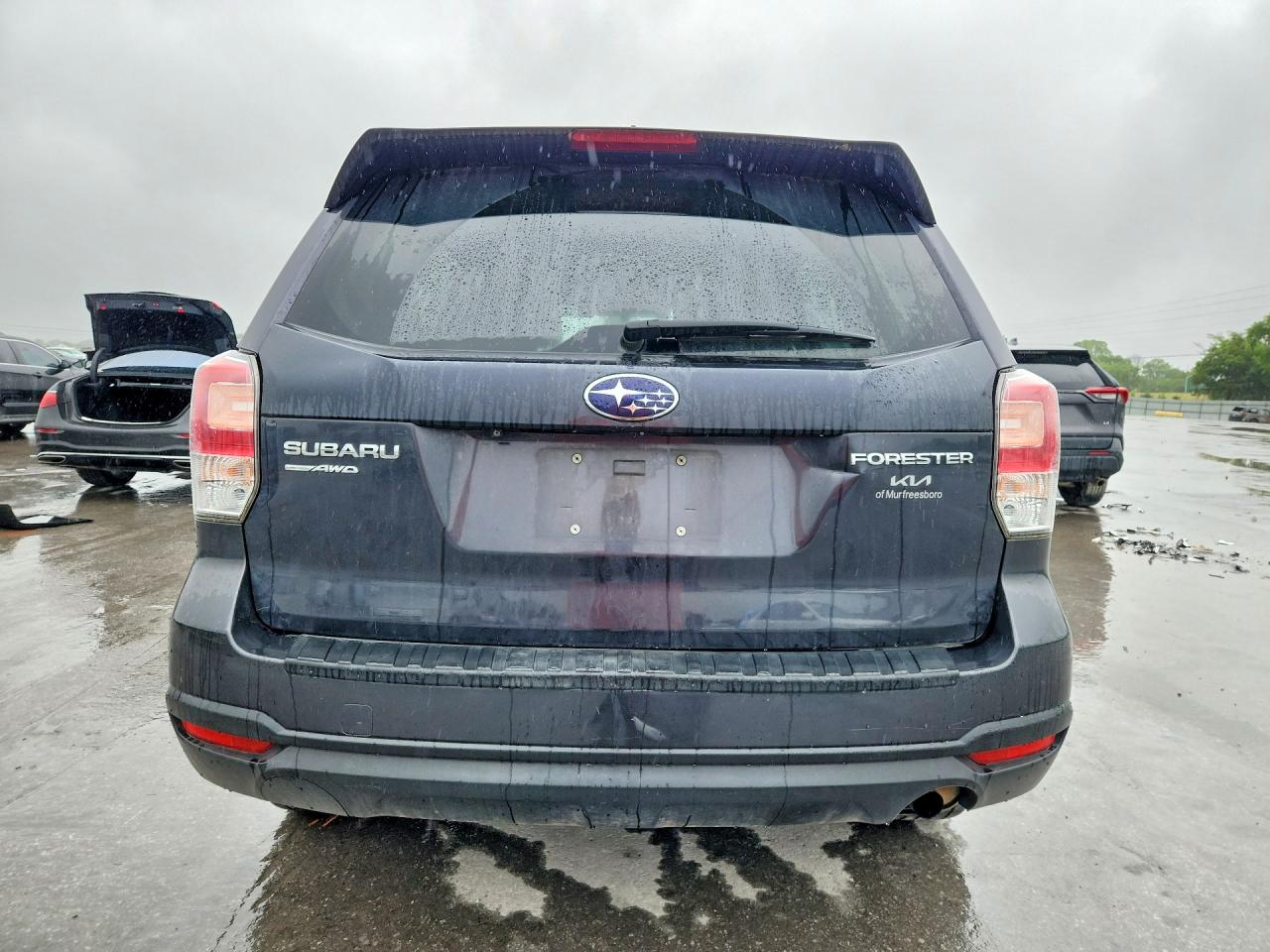 SUBARU FORESTER 2018 — 7
