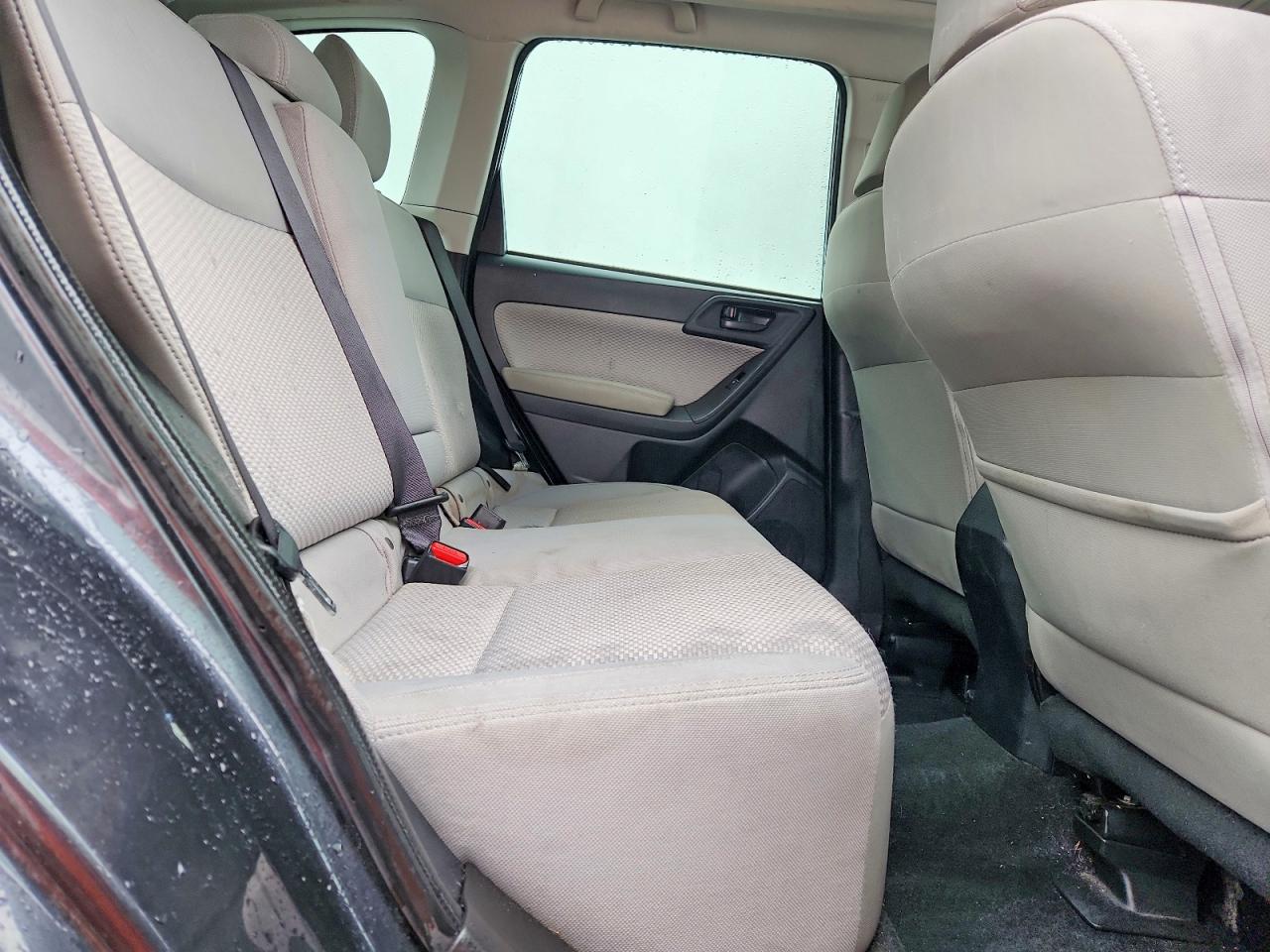 SUBARU FORESTER 2018 — 12