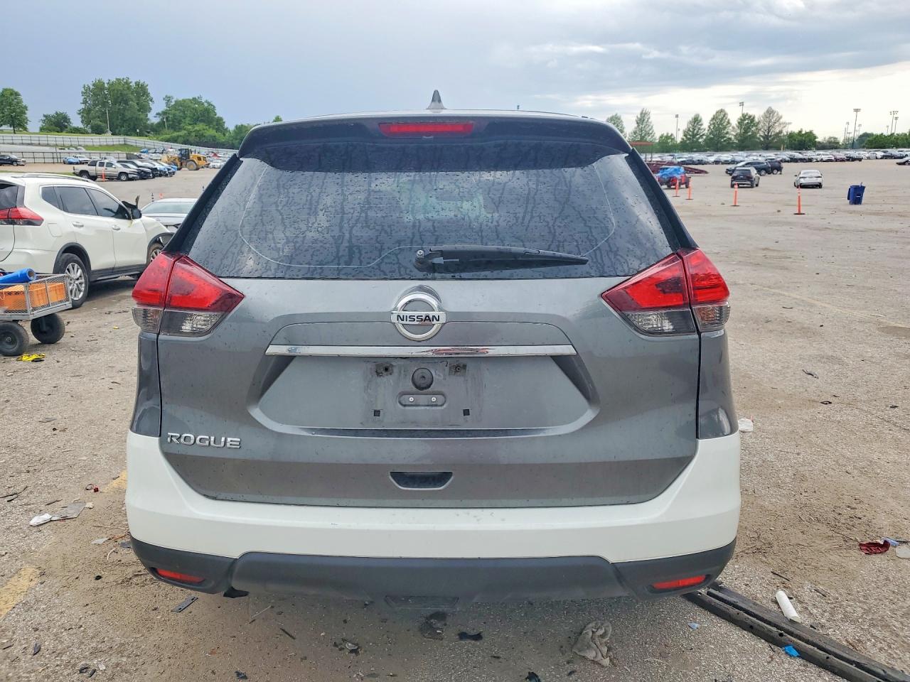 NISSAN ROGUE 2017 — 7