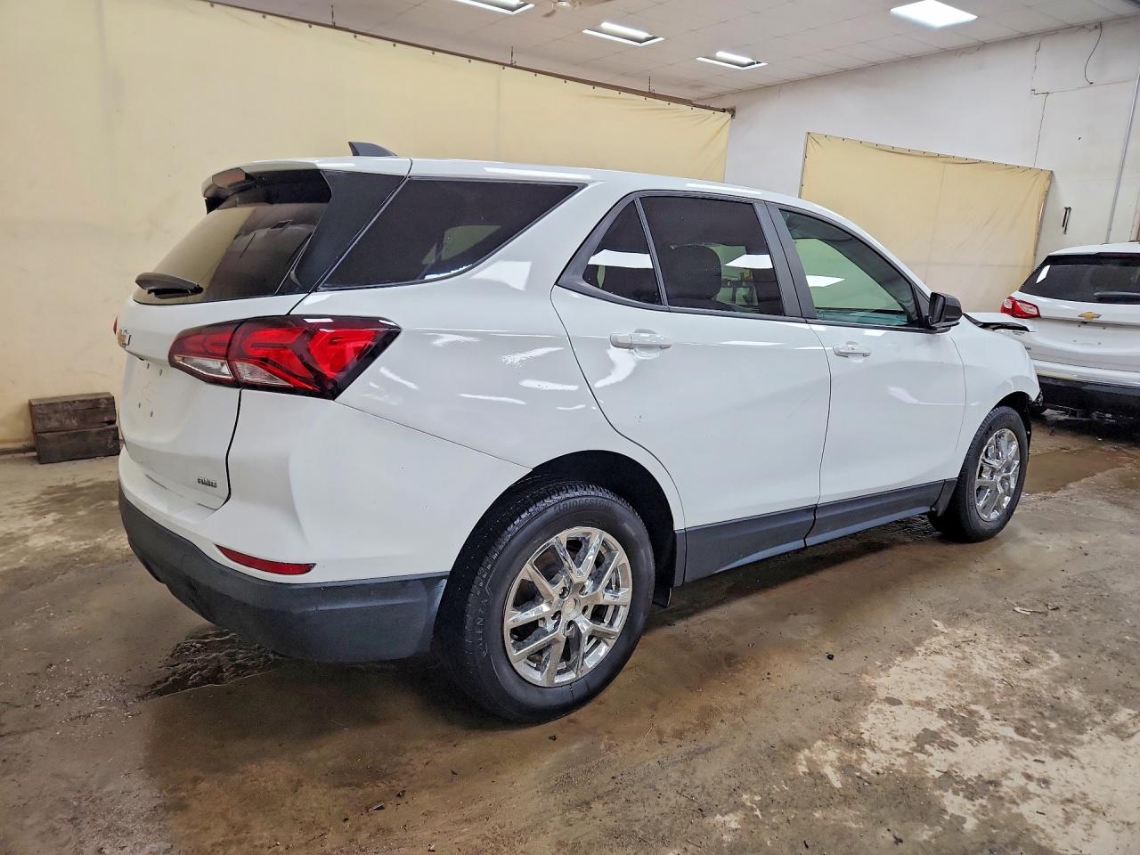 CHEVROLET EQUINOX 2022 — 4