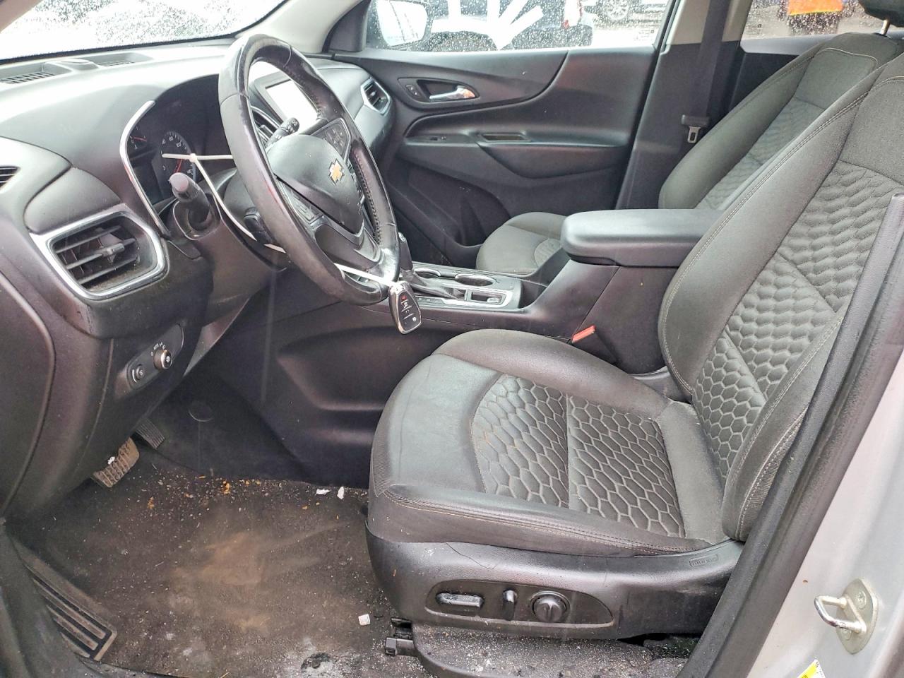 CHEVROLET EQUINOX 2018 — 8