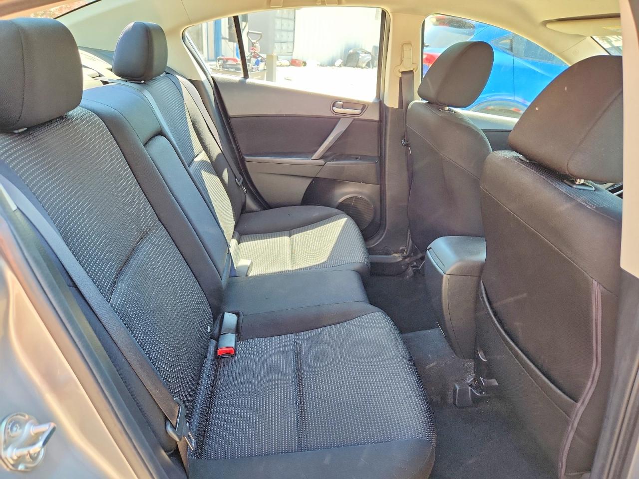 MAZDA 3 2012 — 11