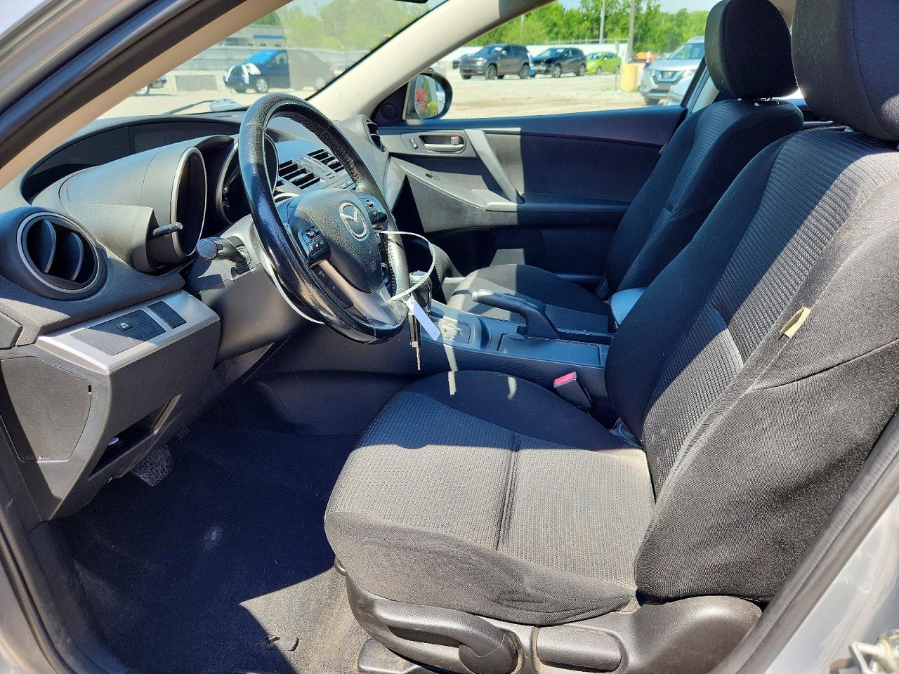 MAZDA 3 2012 — 8