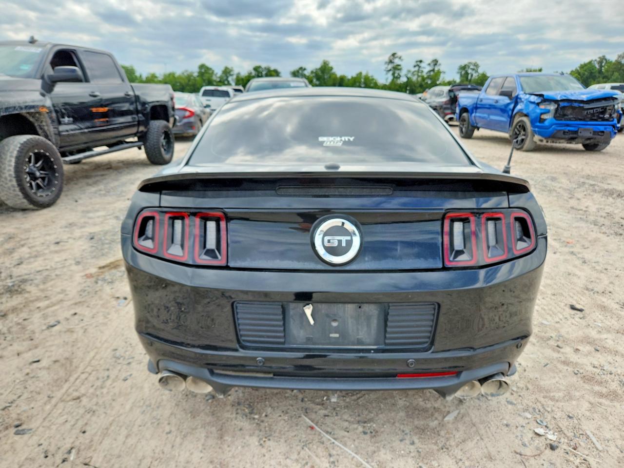 FORD MUSTANG 2014 — 7