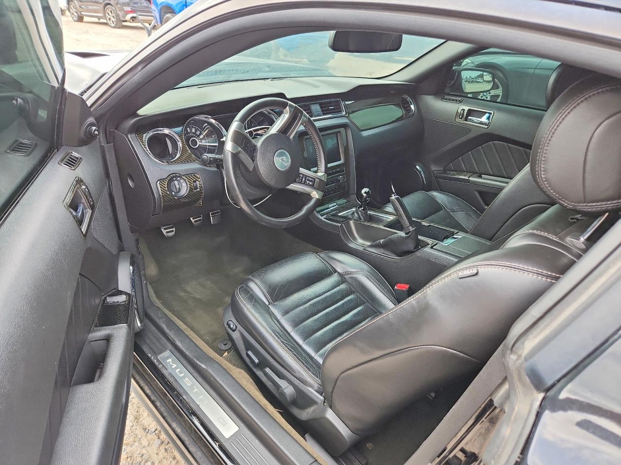FORD MUSTANG 2014 — 9