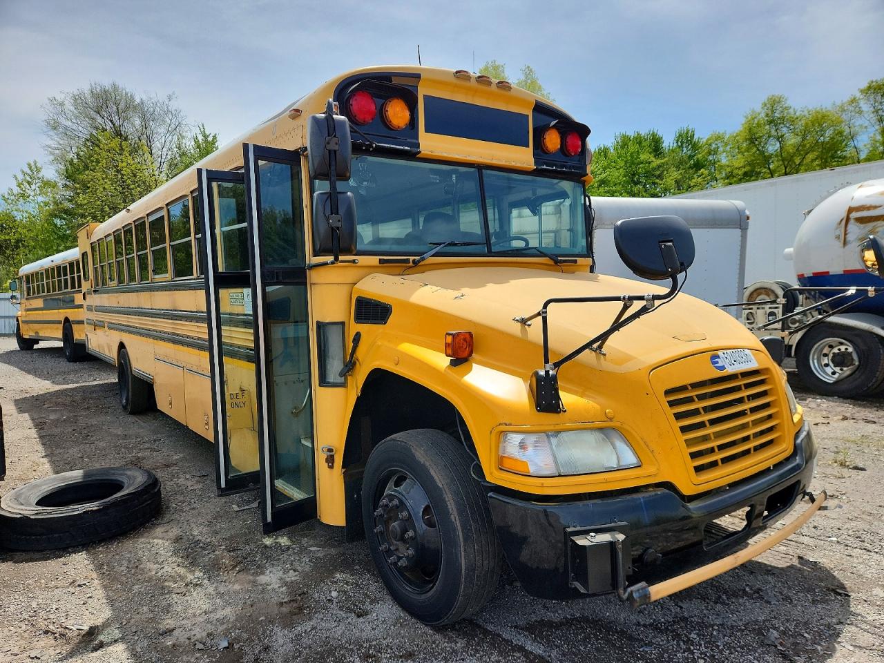 2012 BLUB SCHOOL BUS