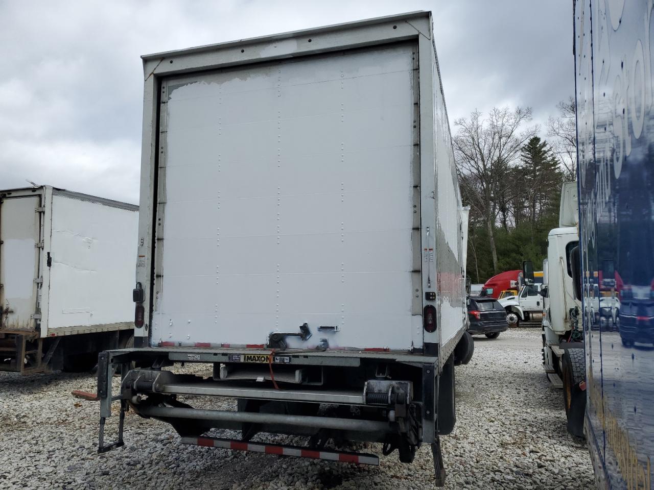 FREIGHTLINER M2 2022 — 4