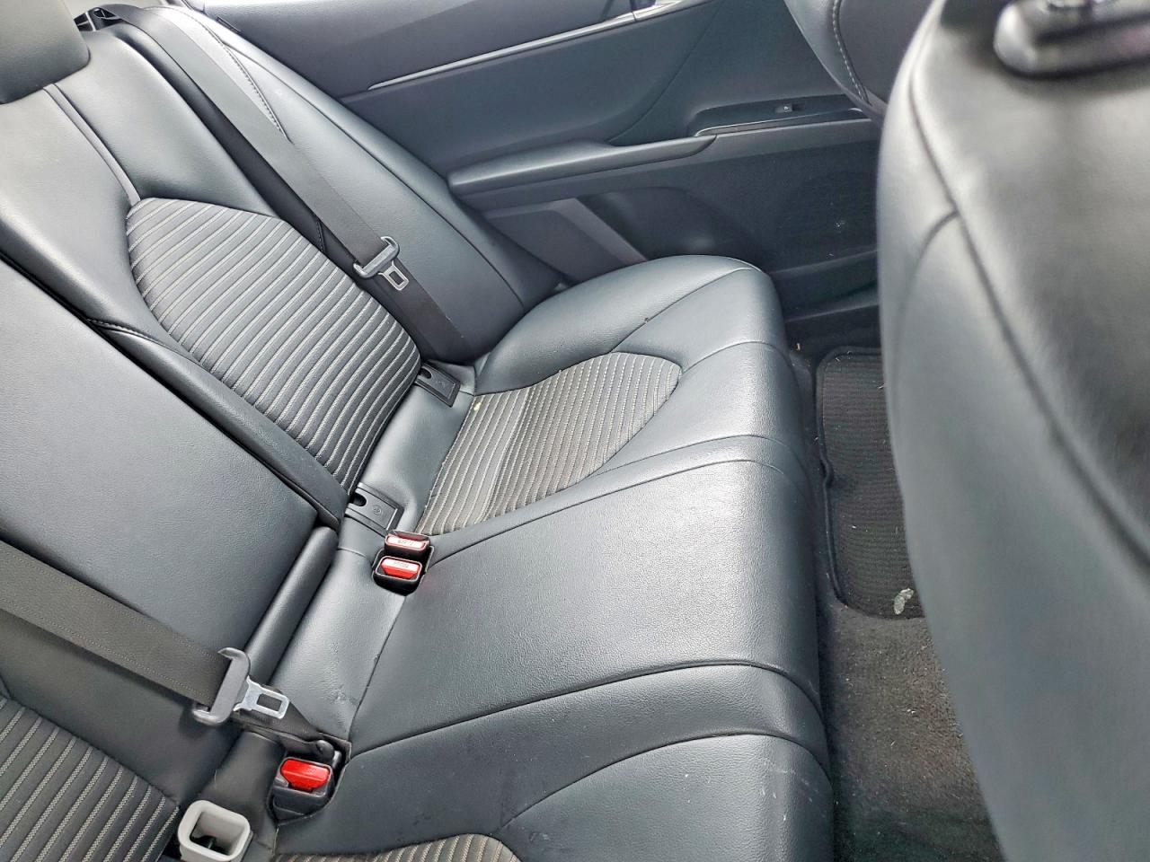 TOYOTA CAMRY 2019 — 11