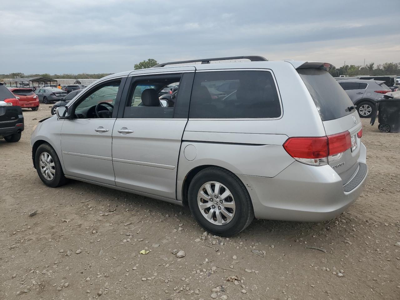 HONDA ODYSSEY 2010 — 3