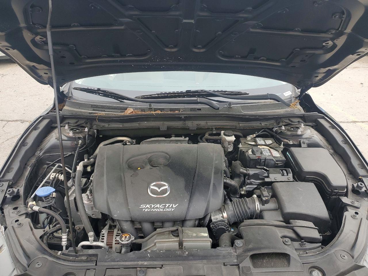 MAZDA 3 2018 — 12