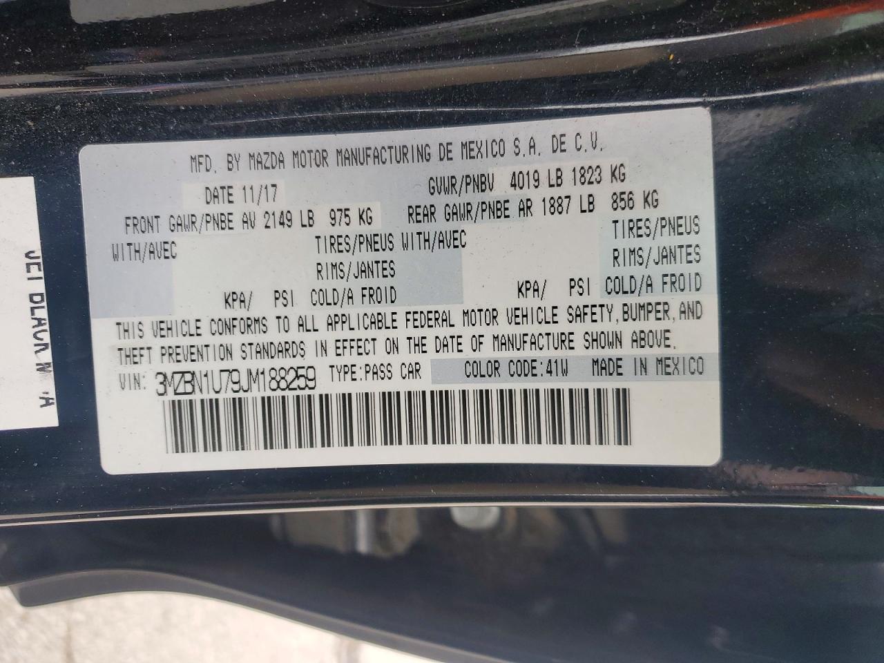 MAZDA 3 2018 — 13
