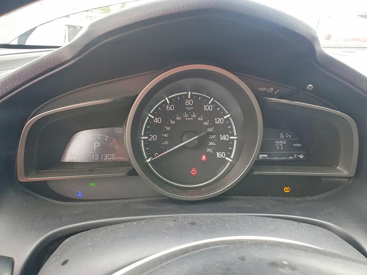 MAZDA 3 2018 — 10