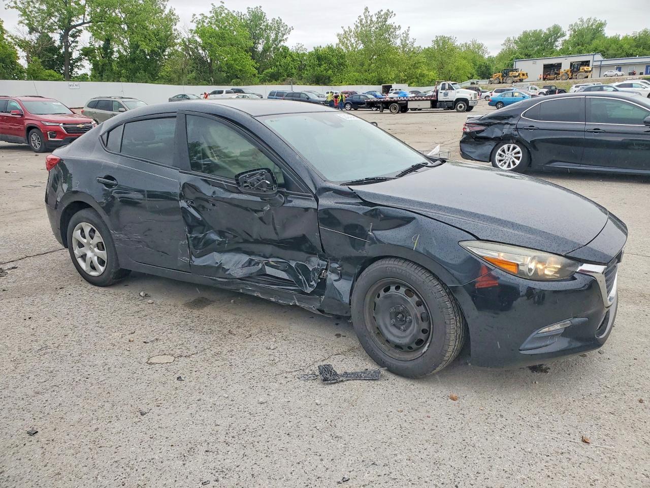 MAZDA 3 2018 — 5