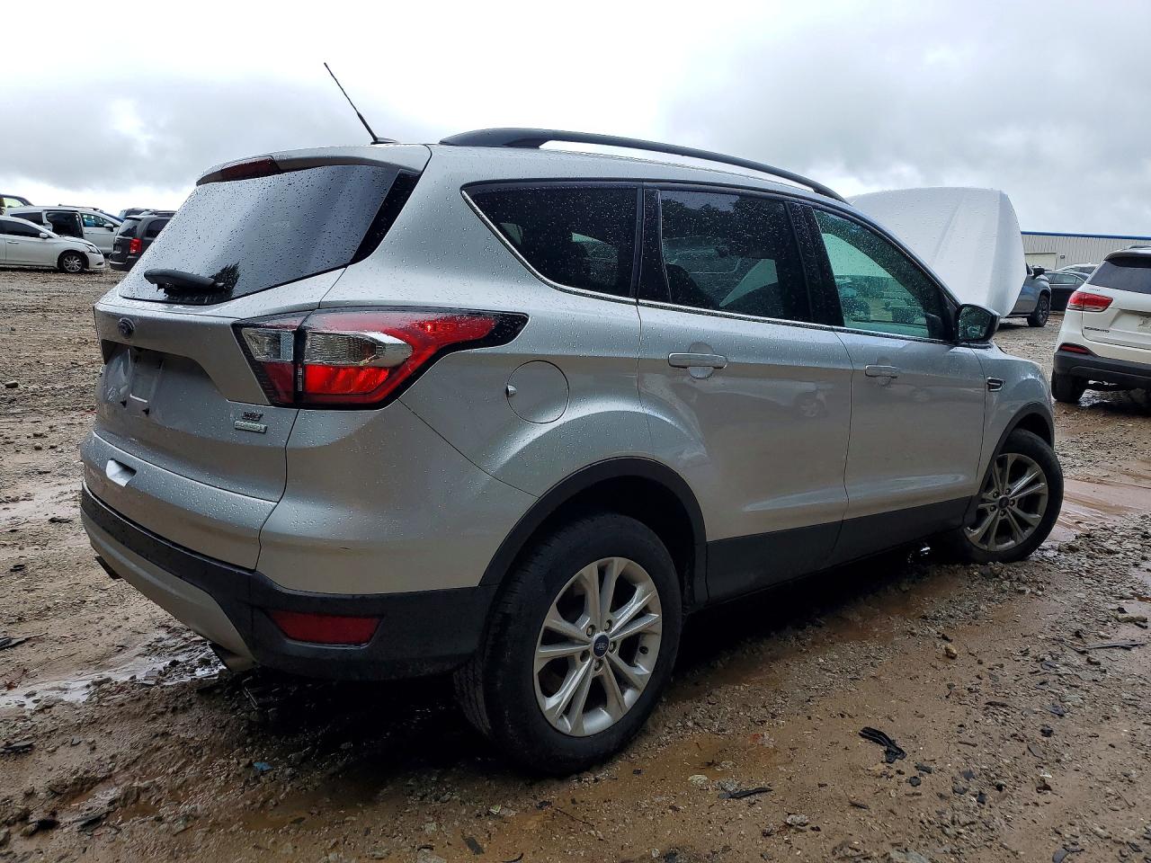 FORD ESCAPE 2018 — 4