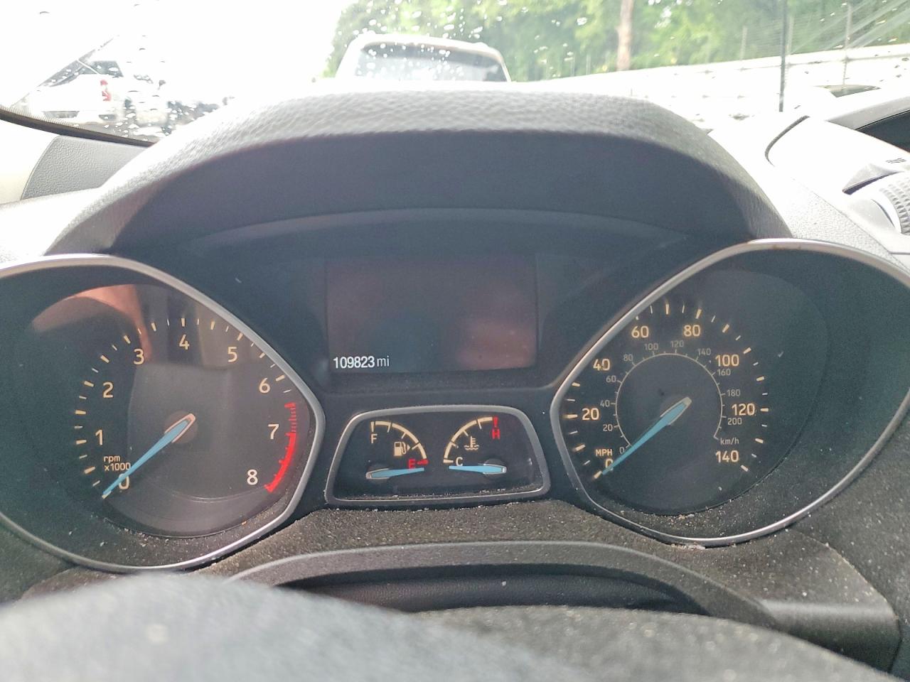 FORD ESCAPE 2018 — 10