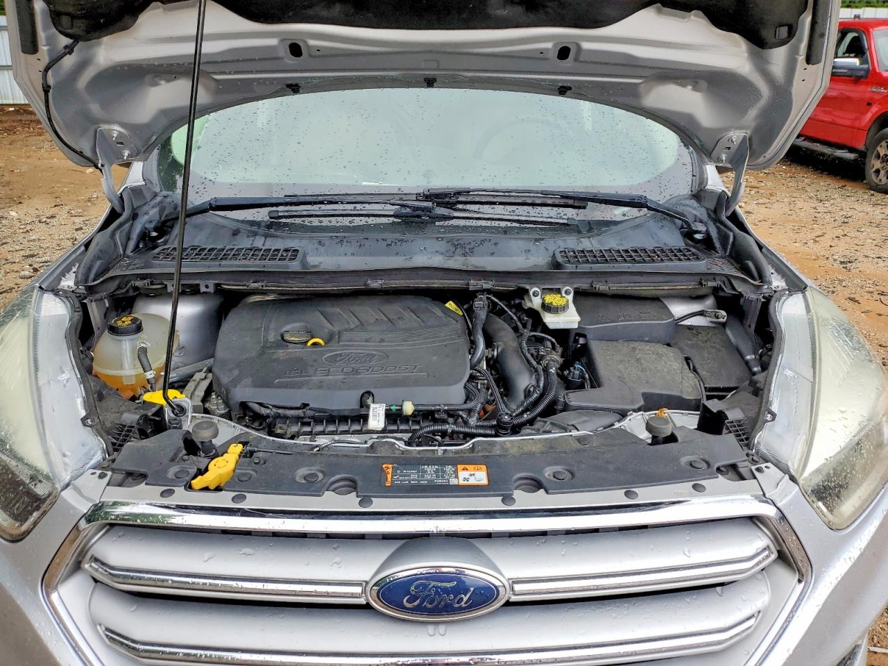 FORD ESCAPE 2018 — 13