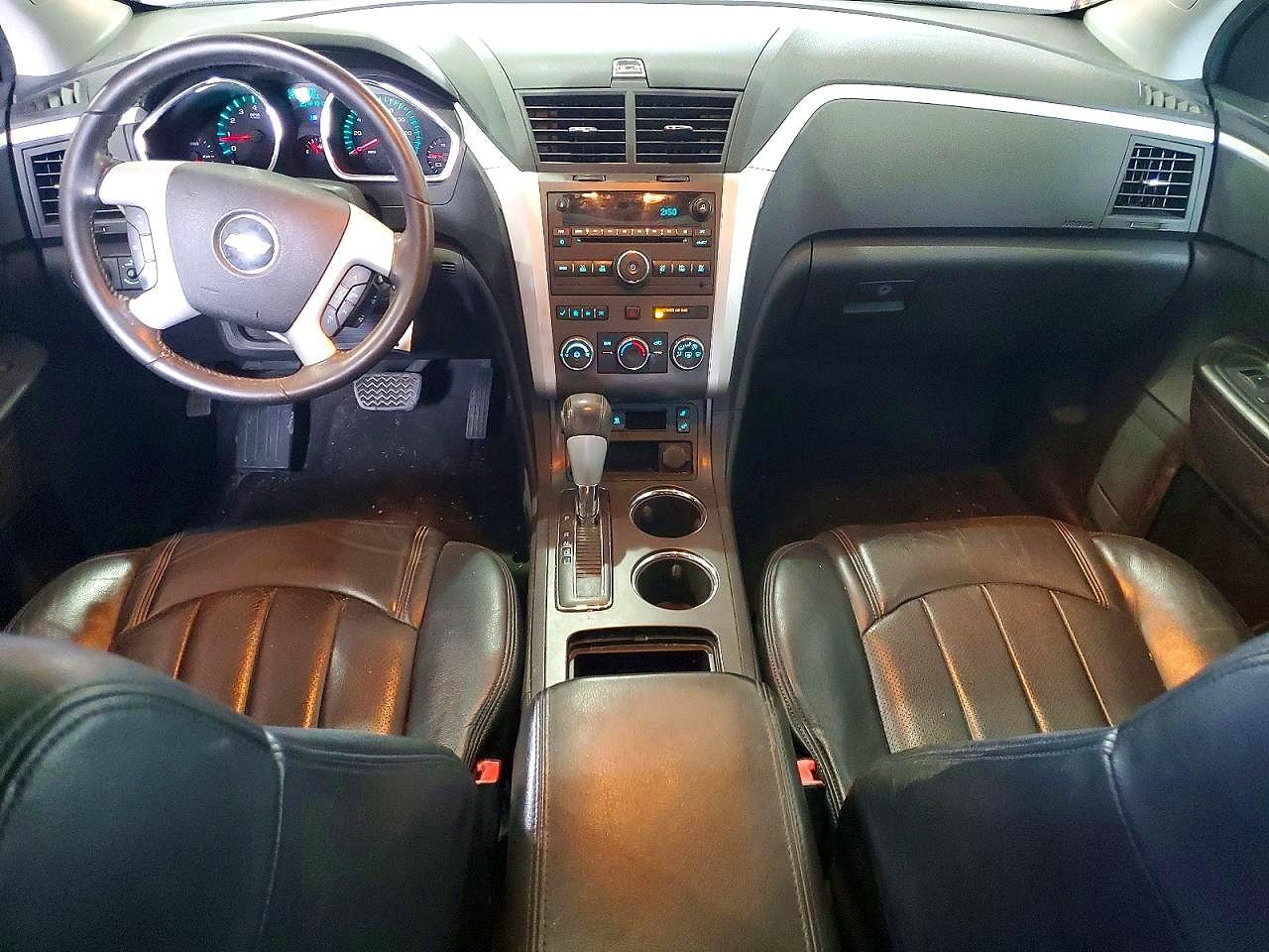 CHEVROLET TRAVERSE 2011 — 9